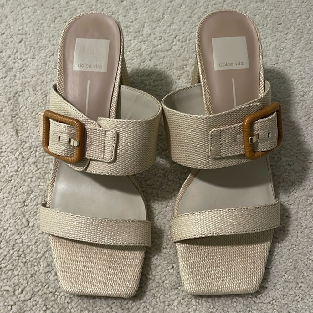 Dolce Vita Sandals